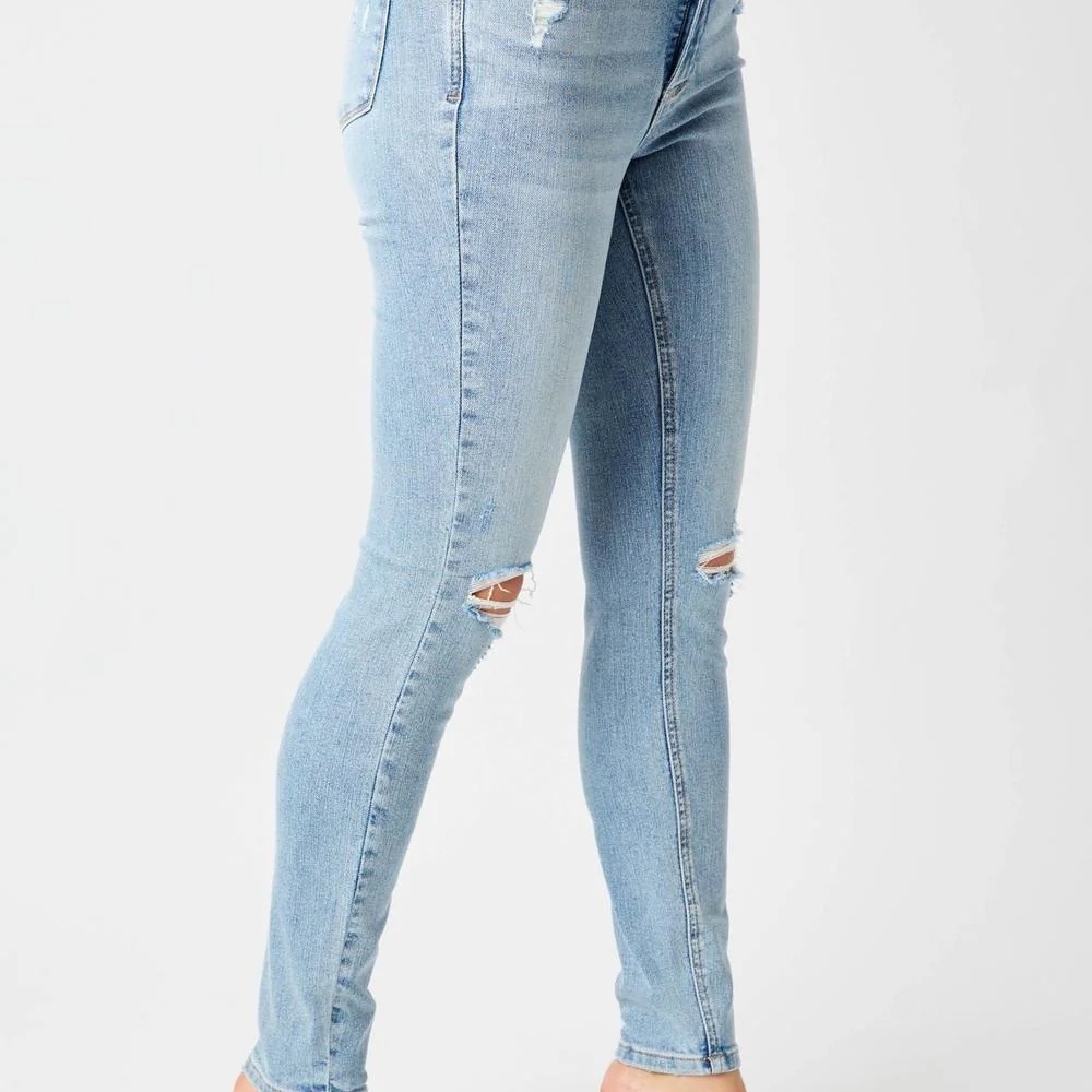 Judy Blue Mid Rise Tummy Control Destroy Skinny Denim Jeans Light Wash 88797 - Picture 4 of 6